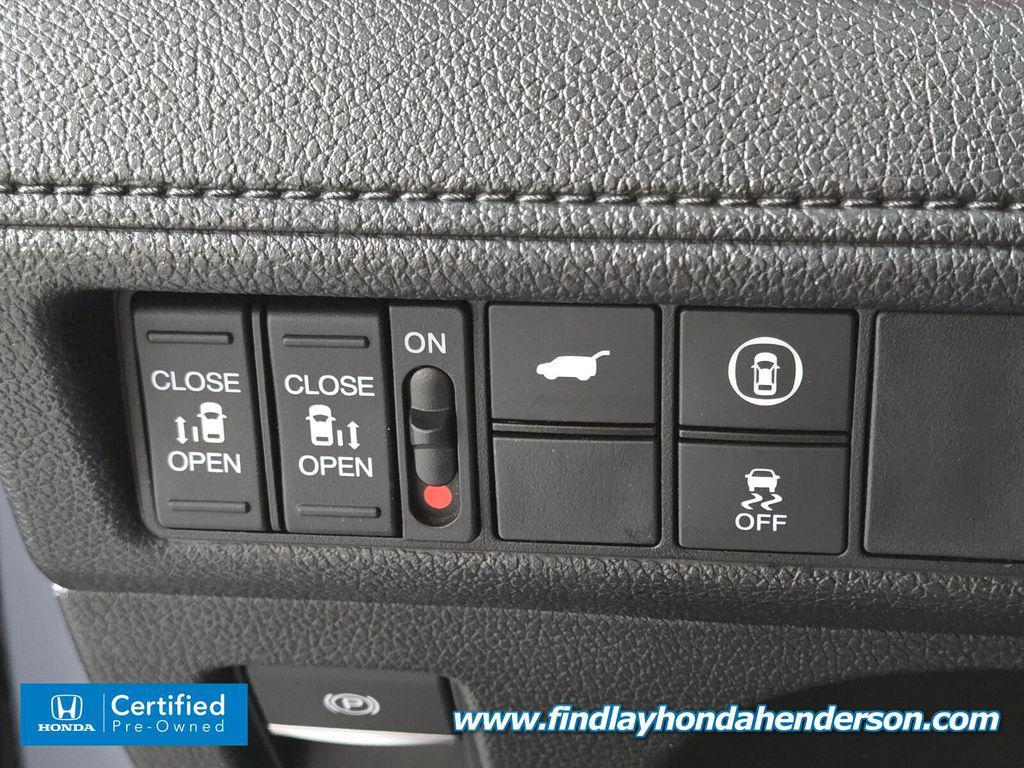 used 2023 Honda Odyssey car, priced at $34,984