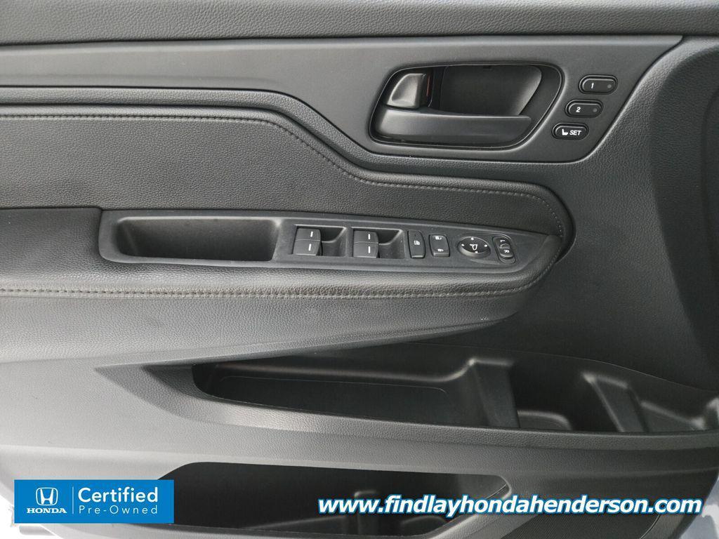 used 2023 Honda Odyssey car, priced at $34,984