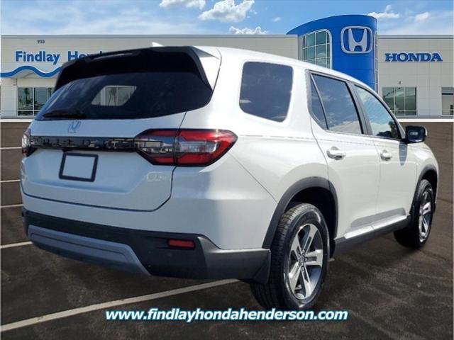new 2025 Honda Pilot car, priced at $45,405