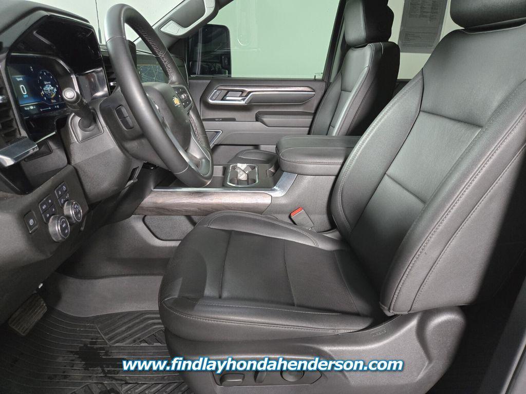 used 2024 Chevrolet Silverado 2500 car, priced at $67,984