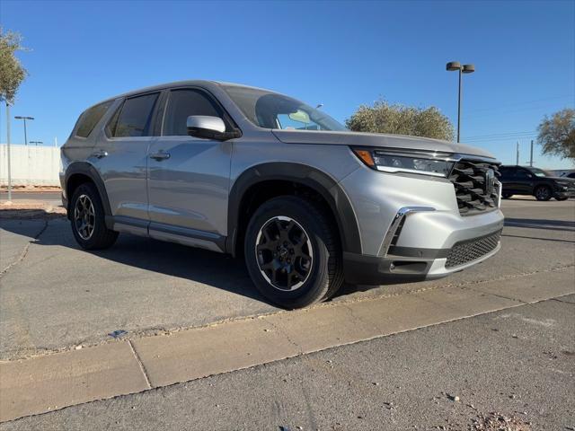 new 2025 Honda Pilot car, priced at $45,689