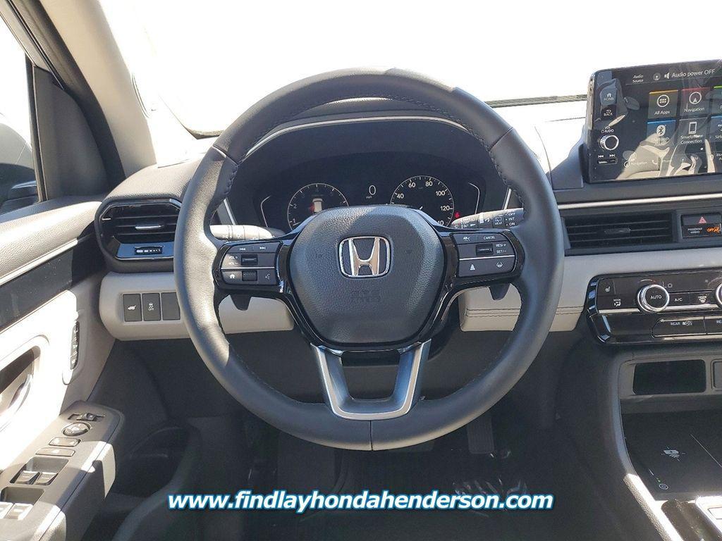 new 2025 Honda Pilot car, priced at $51,605