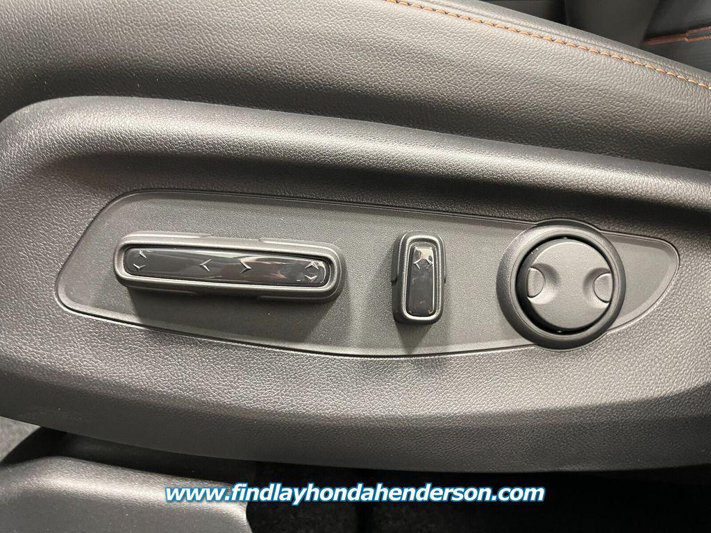 new 2026 Honda CR-V Hybrid car, priced at $40,396