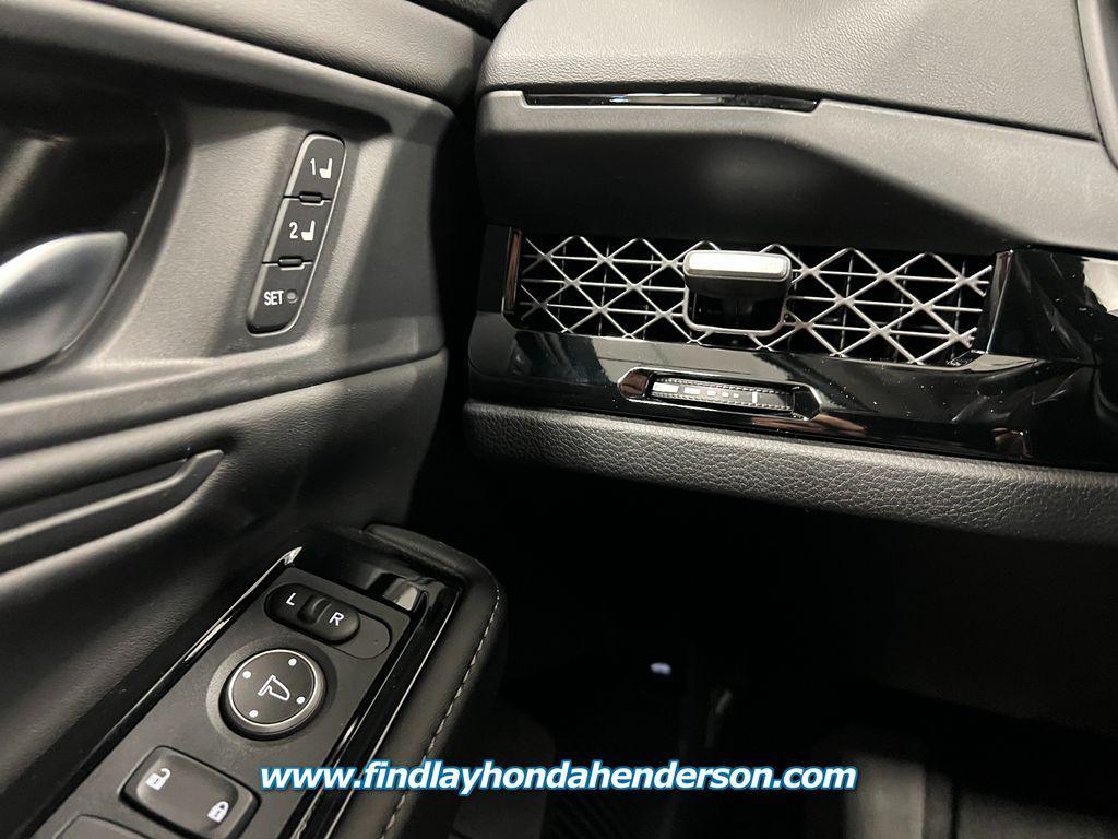 new 2025 Honda Accord Hybrid car, priced at $40,450