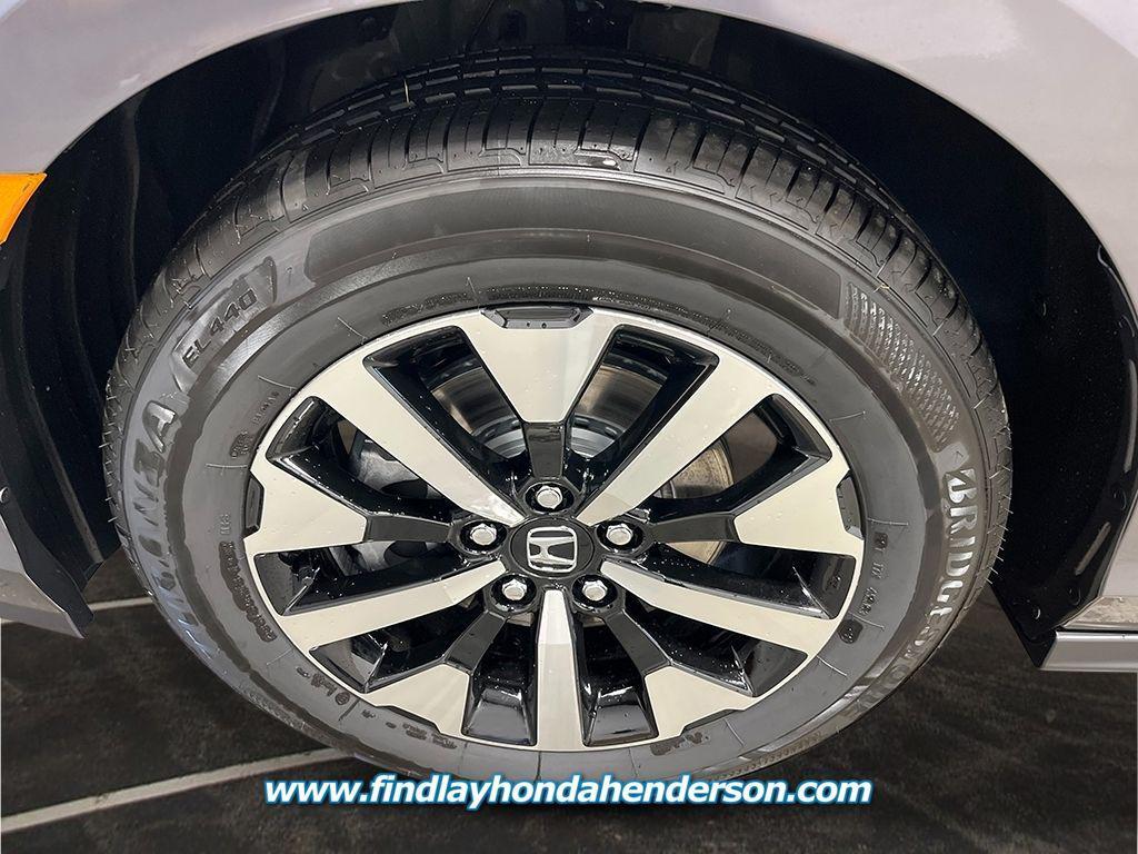 new 2026 Honda Odyssey car, priced at $42,038