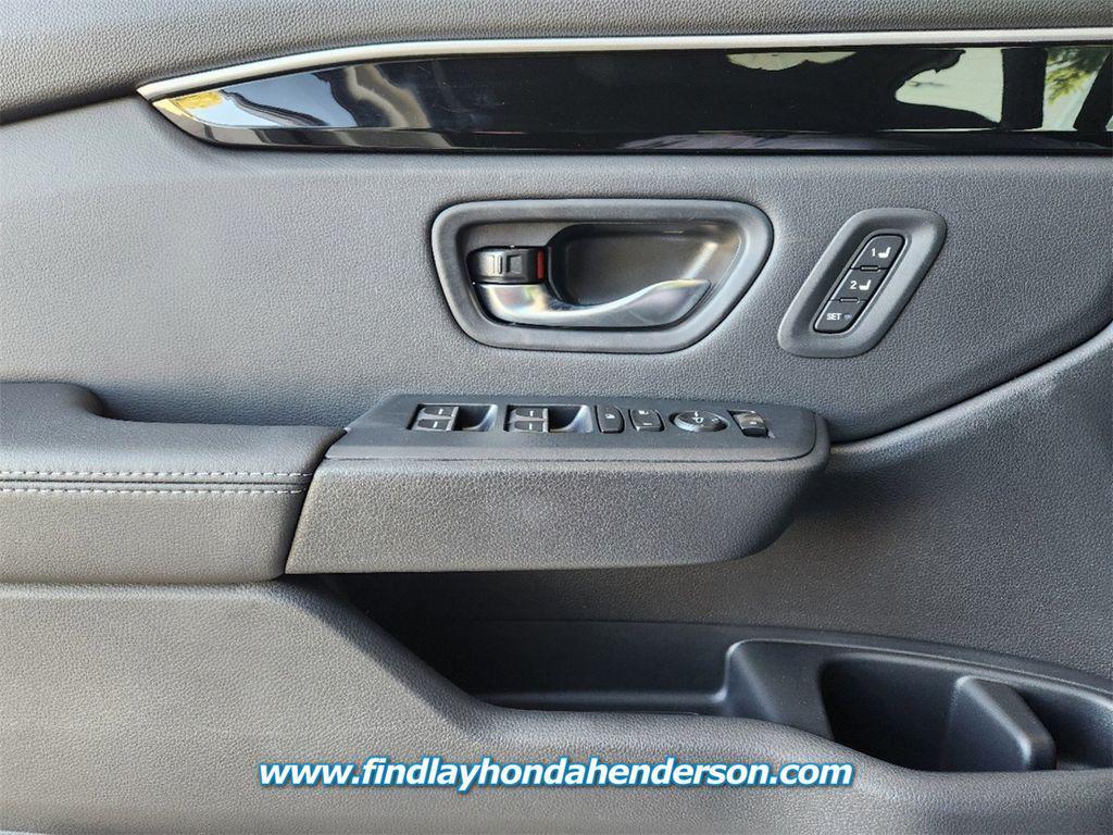 new 2025 Honda Pilot car, priced at $51,305