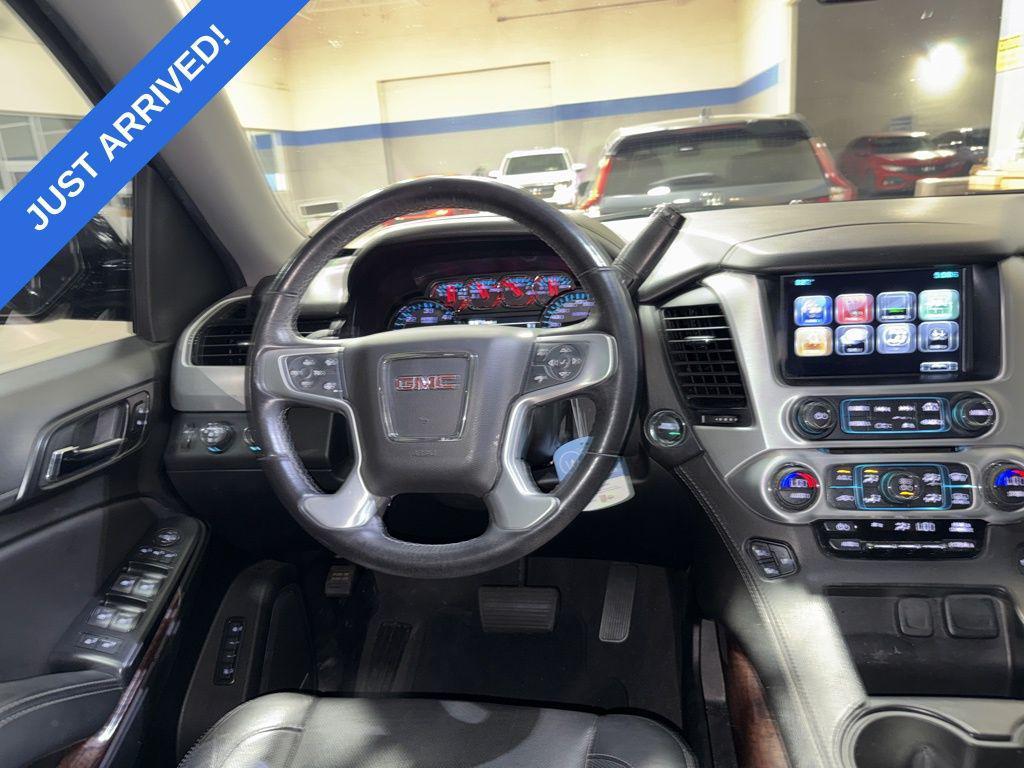 used 2020 GMC Yukon XL car, priced at $29,995