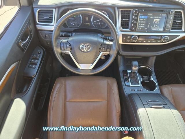 used 2019 Toyota Highlander Hybrid car, priced at $39,484