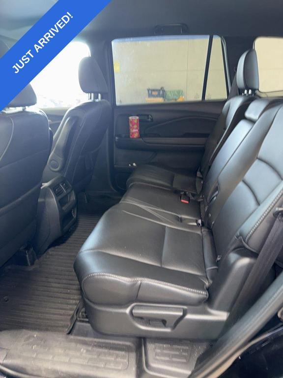 used 2022 Honda Passport car, priced at $28,984