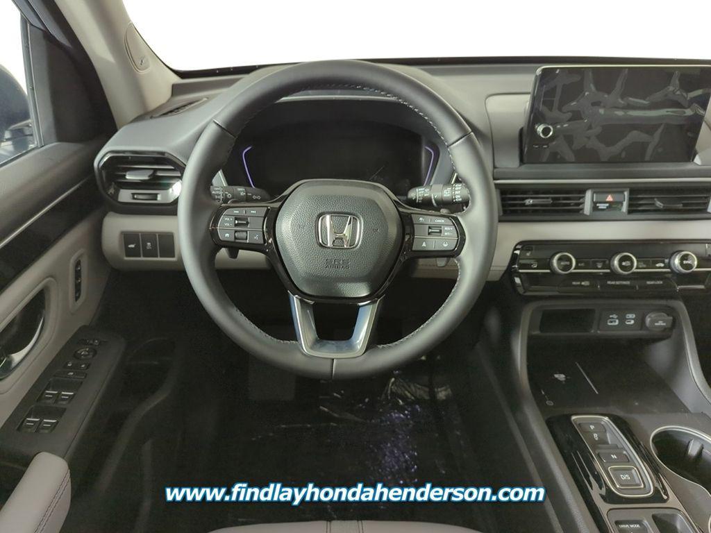 new 2025 Honda Pilot car, priced at $52,950