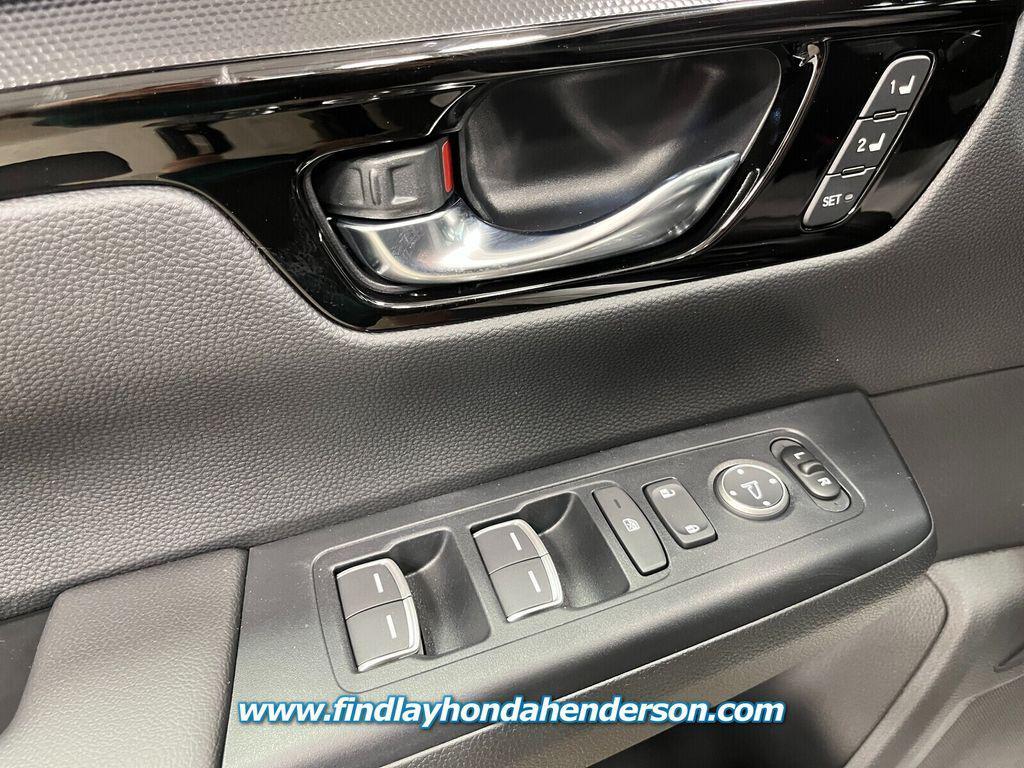 new 2026 Honda CR-V Hybrid car, priced at $41,050