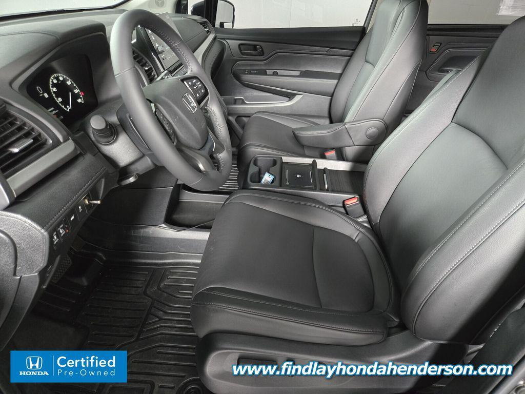 used 2025 Honda Odyssey car, priced at $41,984