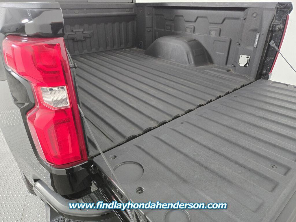 used 2022 Chevrolet Silverado 1500 car, priced at $38,984