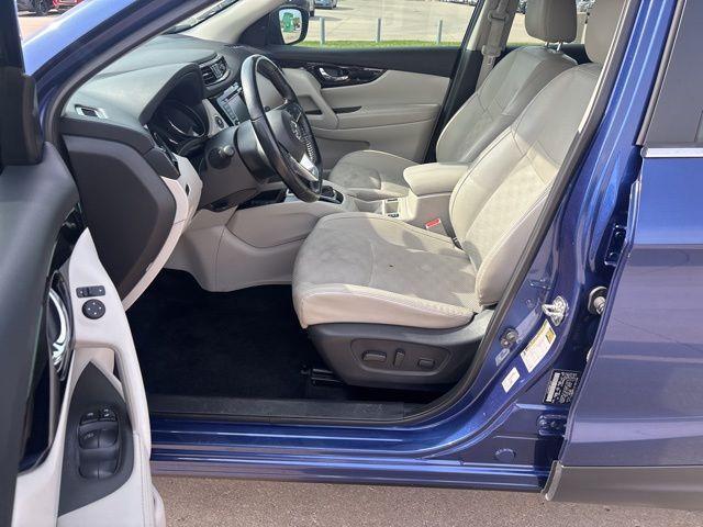 used 2022 Nissan Rogue Sport car, priced at $21,821