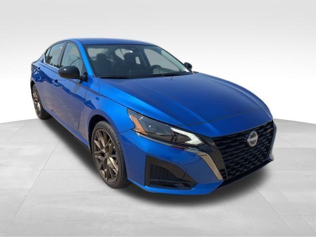 new 2025 Nissan Altima car, priced at $30,324