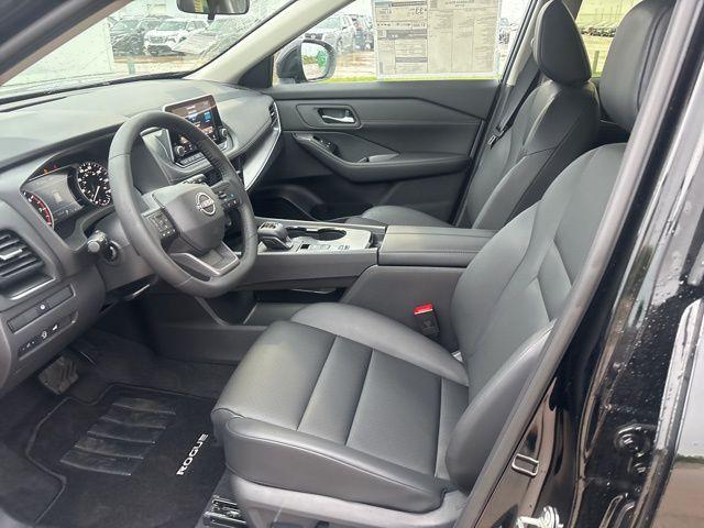new 2025 Nissan Rogue car, priced at $33,985