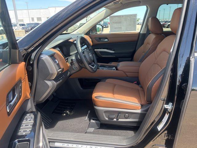 new 2025 Nissan Pathfinder car, priced at $52,035