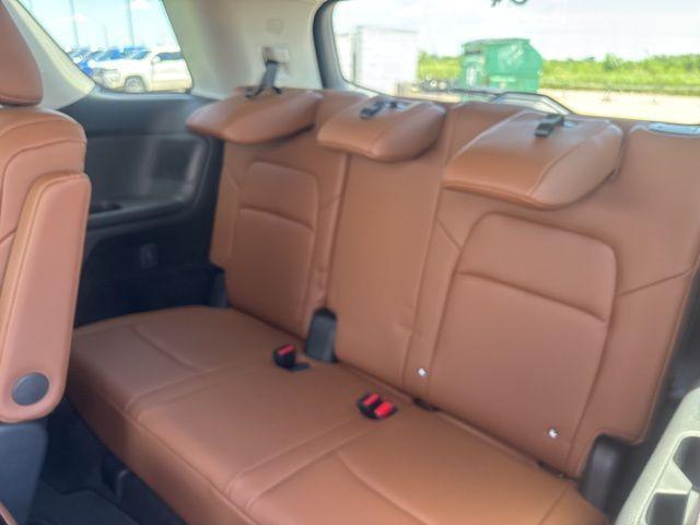 new 2025 Nissan Pathfinder car, priced at $52,035