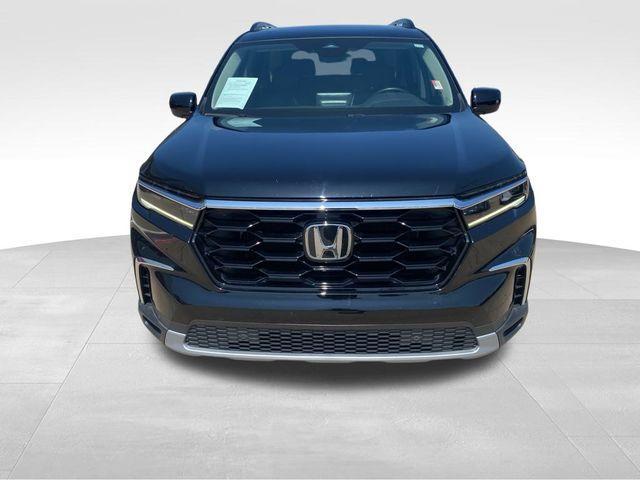 used 2023 Honda Pilot car, priced at $42,993