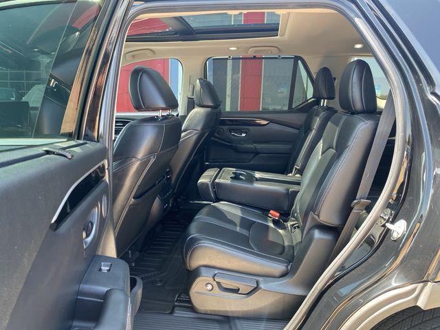 used 2023 Honda Pilot car, priced at $42,993