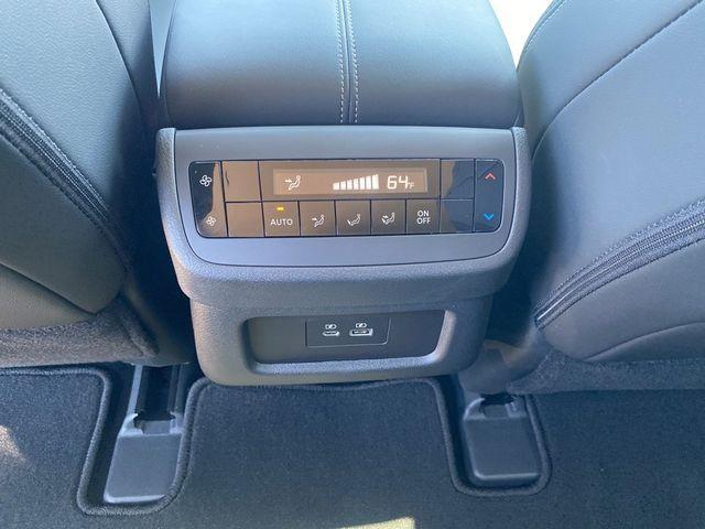 new 2025 Nissan Pathfinder car, priced at $42,015