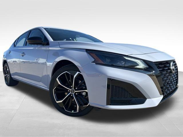 new 2025 Nissan Altima car, priced at $35,690