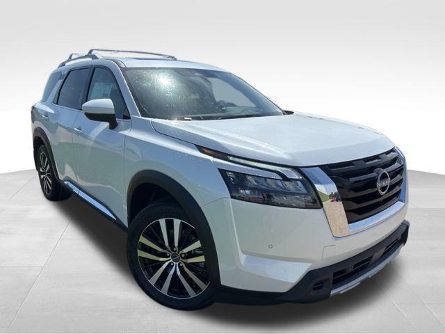 new 2025 Nissan Pathfinder car, priced at $46,950