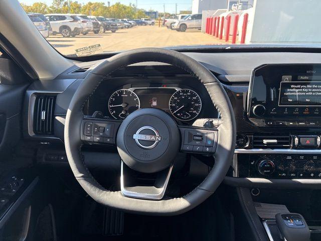 new 2025 Nissan Pathfinder car, priced at $41,590