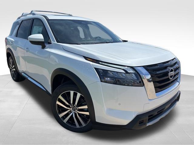 new 2025 Nissan Pathfinder car, priced at $46,950