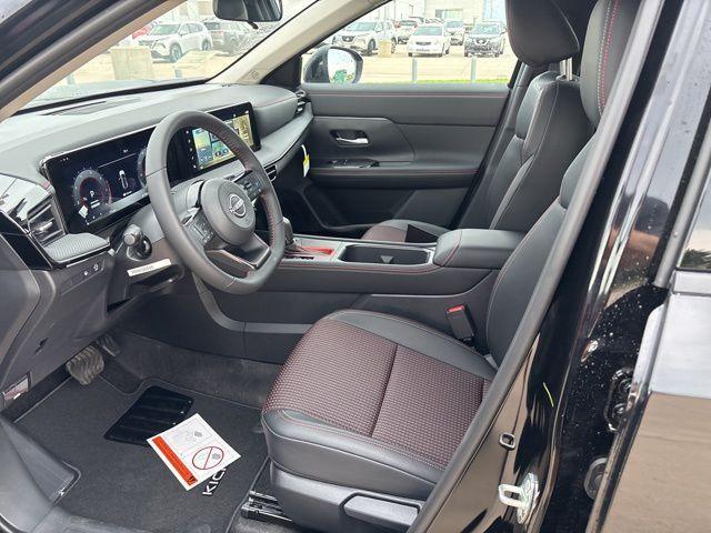 new 2025 Nissan Kicks car, priced at $27,130