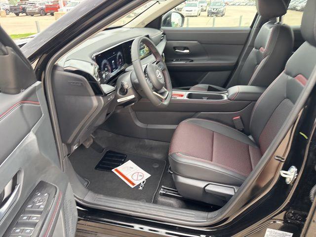 new 2025 Nissan Kicks car, priced at $27,130
