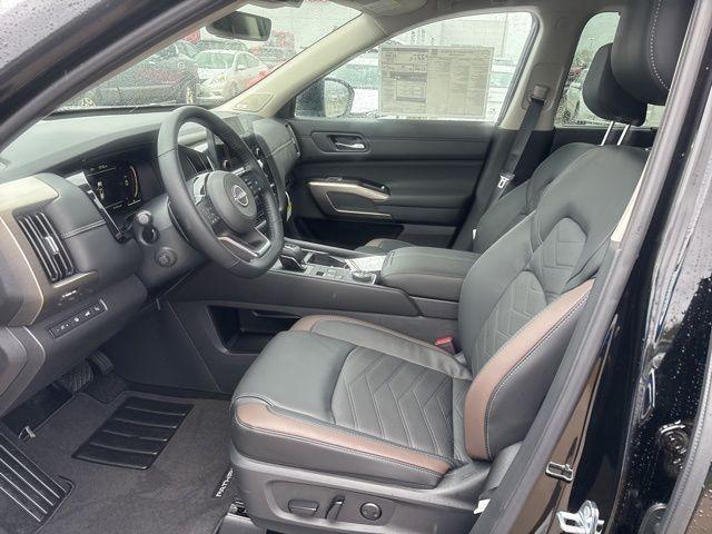 new 2025 Nissan Pathfinder car, priced at $48,570