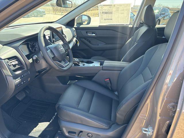 new 2025 Nissan Rogue car, priced at $34,450