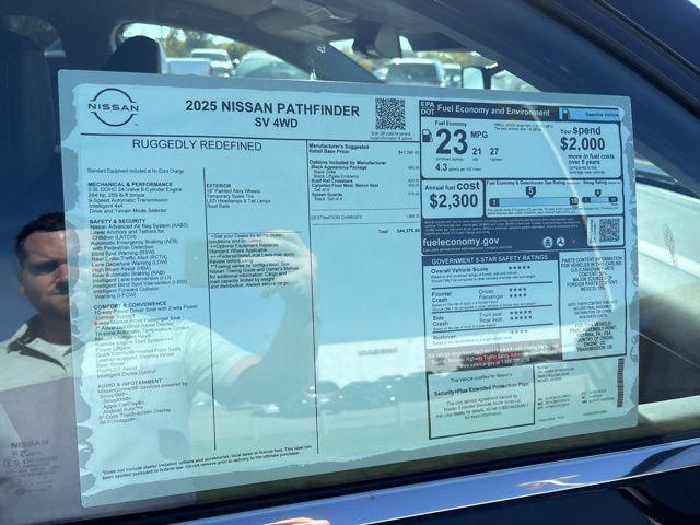 new 2025 Nissan Pathfinder car, priced at $39,375