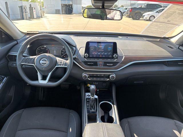 used 2023 Nissan Altima car, priced at $21,722