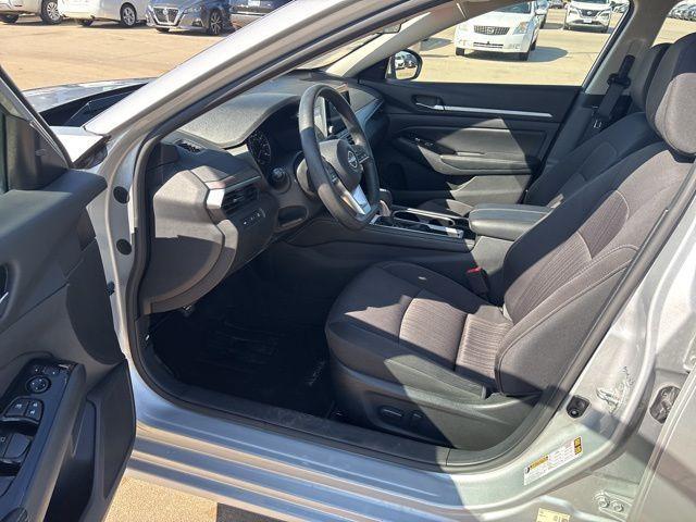 used 2023 Nissan Altima car, priced at $21,722