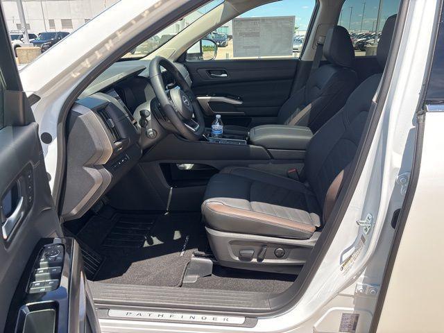 new 2025 Nissan Pathfinder car, priced at $52,485
