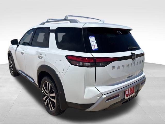 new 2025 Nissan Pathfinder car, priced at $52,485