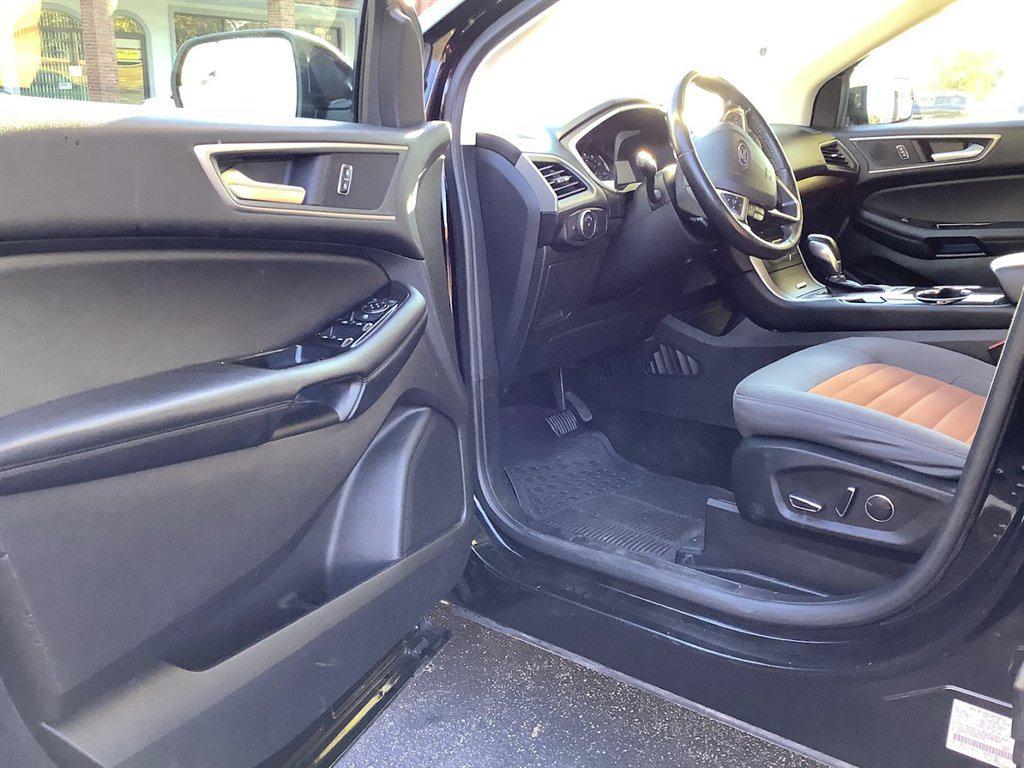 used 2018 Ford Edge car, priced at $12,995