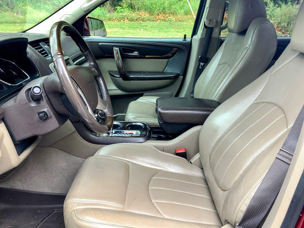 used 2015 GMC Acadia car, priced at $14,995