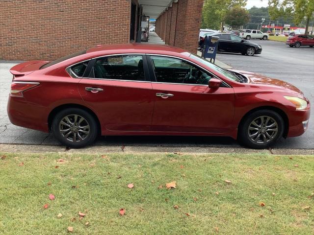 used 2015 Nissan Altima car