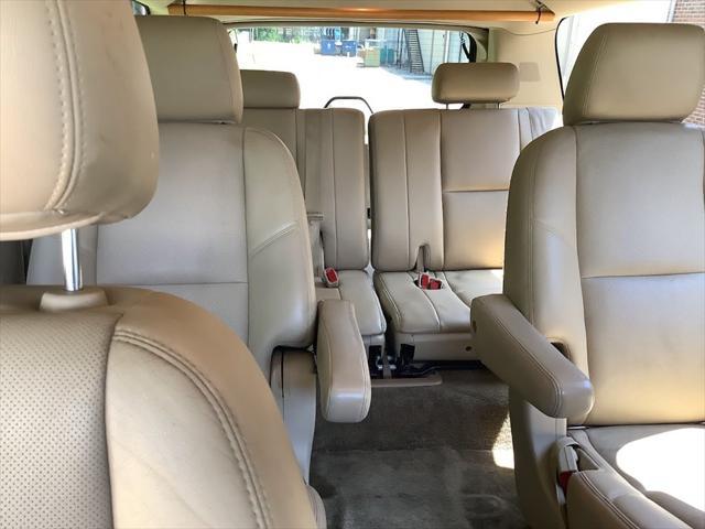 used 2014 GMC Yukon XL car, priced at $15,995