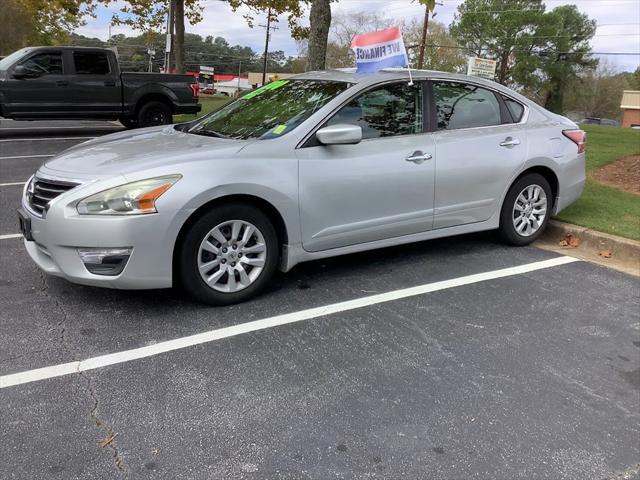 used 2015 Nissan Altima car