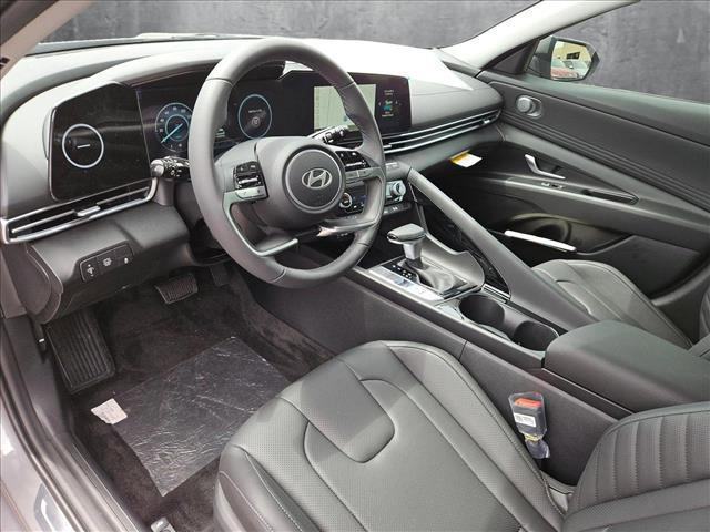 new 2025 Hyundai Elantra car, priced at $31,435
