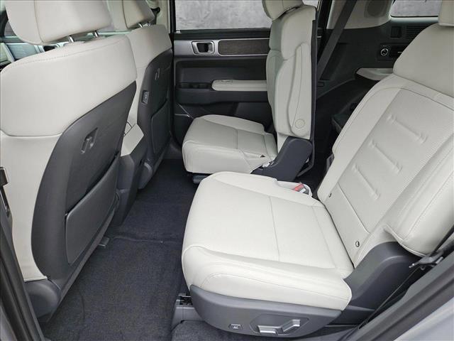 new 2025 Hyundai SANTA FE HEV car, priced at $51,864