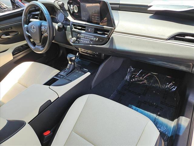 used 2022 Lexus ES 300h car, priced at $37,628