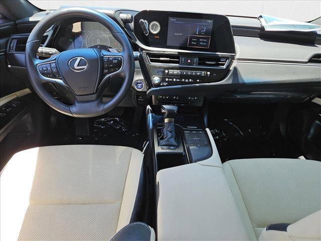 used 2022 Lexus ES 300h car, priced at $35,890