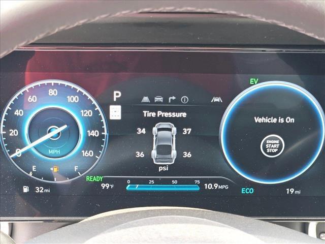 new 2025 Hyundai Elantra car, priced at $31,353