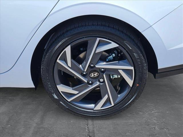 new 2025 Hyundai Elantra car, priced at $32,065