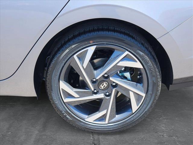 new 2025 Hyundai Elantra car, priced at $28,593